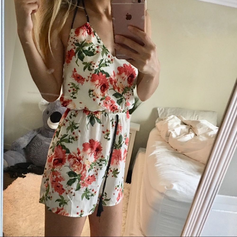 NWT  Chiffon Cream floral romper